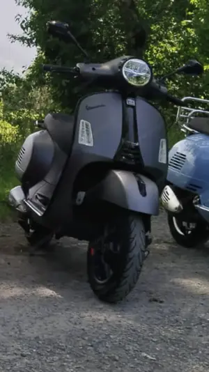 Vespa GTS 300 Super Sport Bild 6