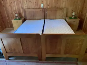 2 alte Betten zu verkaufen Bild 2