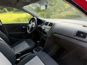 Vw Polo NUR 55.000 KM TÜV neu Bild 7