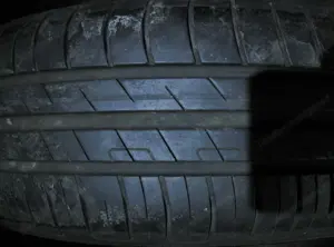 Ein Spritspar-Sommerreifen Goodyear 185 60 R14 Profil 7 mm für Skoda Fabia 1 + optional zweite Felge Bild 3