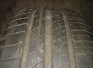 Ein Spritspar-Sommerreifen Goodyear 185 60 R14 Profil 7 mm für Skoda Fabia 1 + optional zweite Felge Bild 4