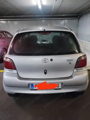 Toyota Yaris  Bild 2