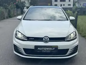 VW Golf Bild 8