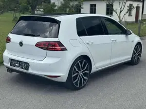 VW Golf Bild 2