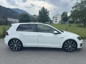 VW Golf Bild 4