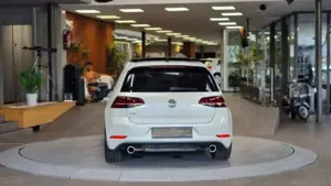 Volkswagen Golf Bild 9