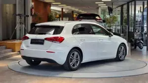 Mercedes-Benz A 180 Bild 6