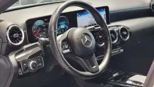 Mercedes-Benz A 180 Bild 17