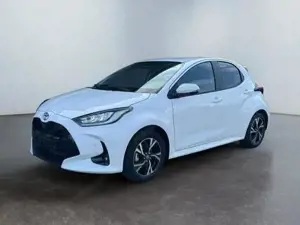 Toyota Yaris 1,5 CVT Hybrid Style ACC PDC Kam Spurh 1.5-l-VV...