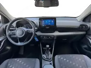 Toyota Yaris 1,5 CVT Hybrid Style ACC PDC Kam Spurh 1.5-l-VV... Bild 10