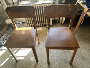 2 tolle Vintage Vollholz-Stühle