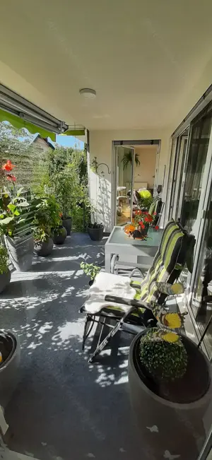 Helle und freundliche 3-Zimmer Wohnung inkl. Tiefgarage (mit Lift)