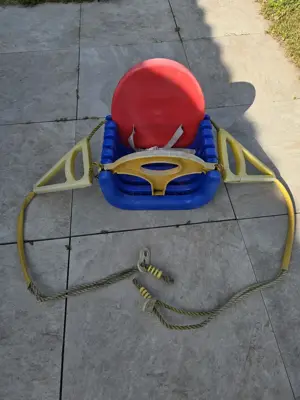 Kleinkinder Schaukel. Schaukel.