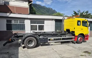 Mercedes ATEGO 1828L mit Abrollkipper
