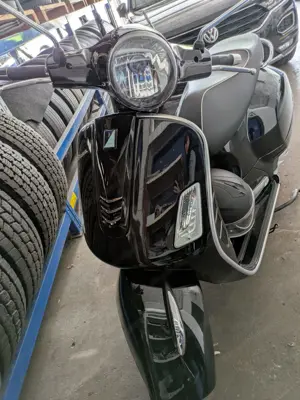 Vespa GTS super 125  Bild 5