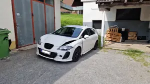 Seat Leon 1.6 Diesel Bild 2