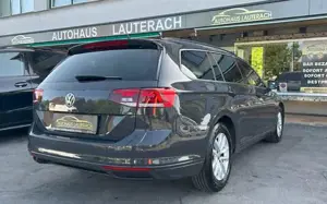 VW Passat Bild 8