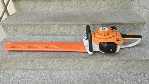 Stihl HS 56 CE Benzin Heckenschere Bild 2