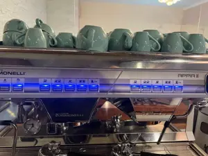 Siebträgermaschine Nuova Simonelli Appia 2   Bild 3