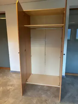 Kasten Kleiderkasten