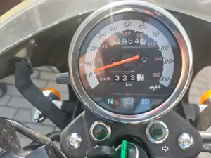 Mash 250 Cafe Racer Bild 2