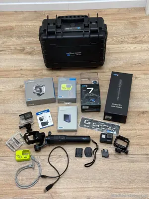 GoPro HERO7 Black 12 MP Action Camera - Schwarz - mit viel Zubehör!