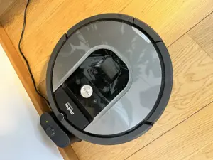 iRobot Roomba 960 Saugroboter mit App Bild 2