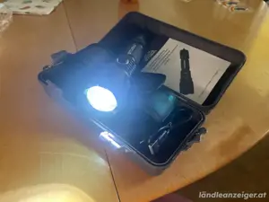 NEUE Stubai Taschenlampe