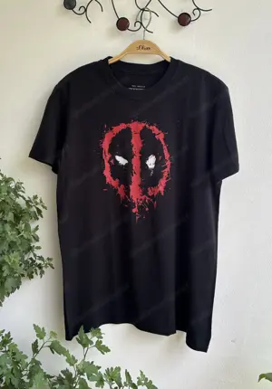 Schwarzes Herren Shirt von Marvel 