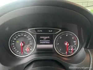 Mercedes A180d Bild 10