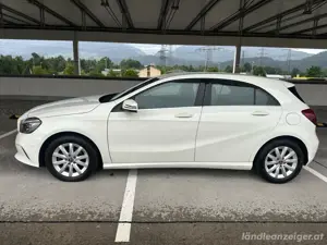 Mercedes A180d Bild 2