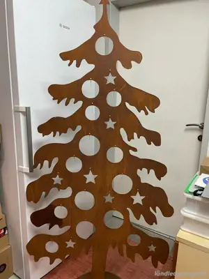 Christbaum Stahl rostig