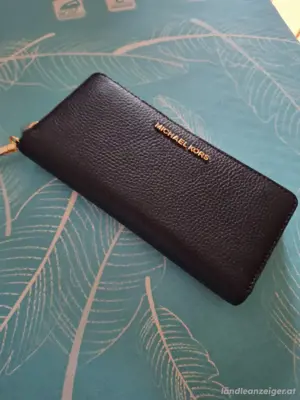 MK    Handtasche Bild 2