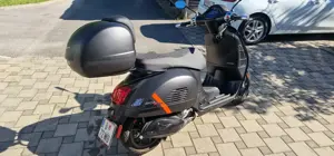 Vespa 300 GTS Super Sport wie neu Bild 3