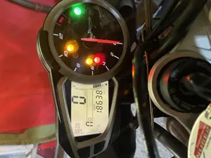 Motorrad Triumph Street Triple 675 Bild 7