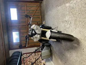 Motorrad Triumph Street Triple 675 Bild 2