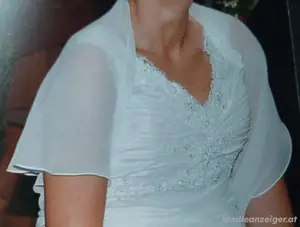 Sehr schönes Brautkleid zu verkaufen Bild 5