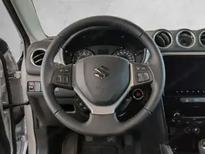 Suzuki Vitara Bild 8