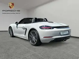 Porsche 718 Bild 3