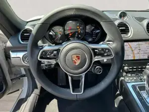 Porsche 718 Bild 12