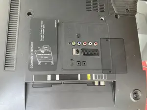 TV 80 Zoll - älteres Modell Bild 4