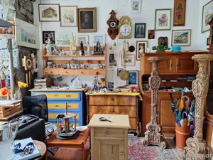 Abverkauf Flohmarkt Bild 5