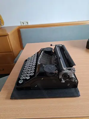Continental Schreibmaschine  Bild 6