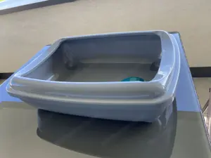 neuwertige Katzentoilette