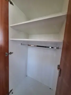 Kleiderkästen zu verschenken Bild 4
