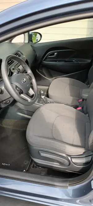Kia Rio 1,2 MPI Titan Benzin 55tkm Klima Top Zusatnd Bild 8