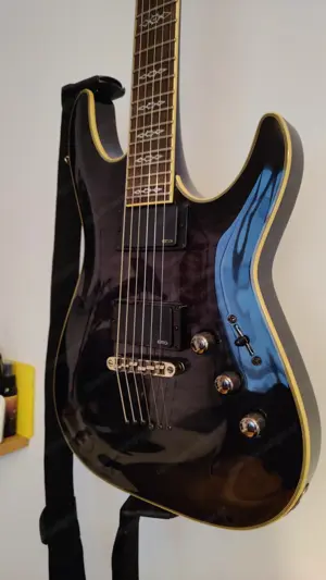 E-Gitarre Schecter Hellraiser Special Bild 2