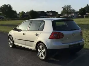 VW Golf Bild 3