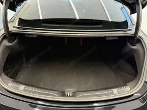 Mercedes-Benz E 220 Bild 19