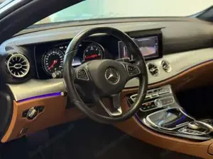 Mercedes-Benz E 220 Bild 14